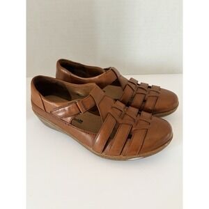 Clark's Collection Shoes Soft Sole Womens Sz 7 Leather Mary Jane's Slip On‎